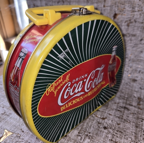 Coca-Cola LOT Collectors Alarm Clock And A Damaged Mini Lunchbox - Picture 7 of 12